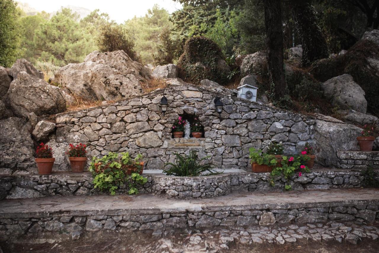 Camping TajoRodillo Grazalema Bagian luar foto